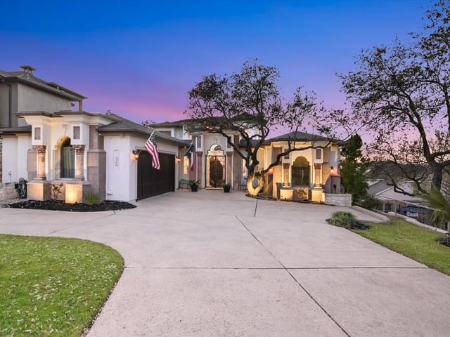1106 Sledge DR