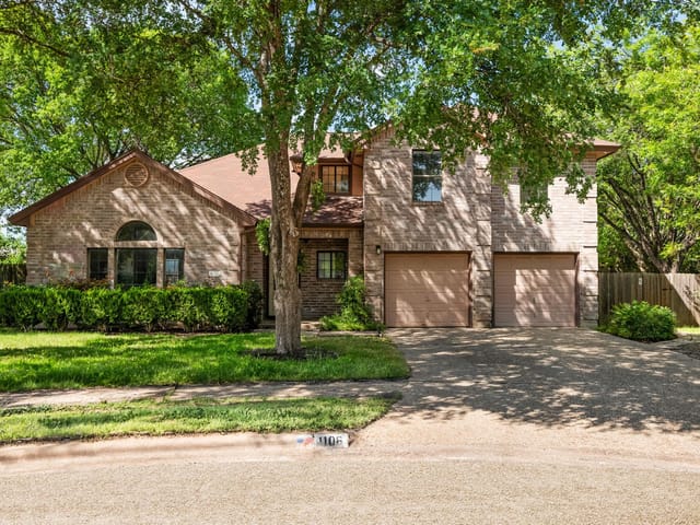 1106 Split Oak CV