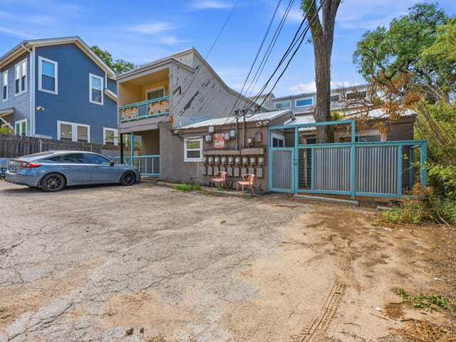 1106 W 22nd St Unit #1