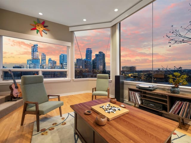 1106 W 6th ST Unit #203