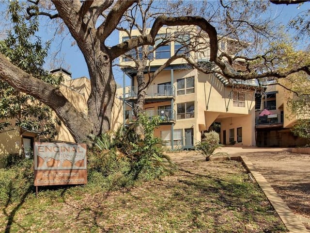 1106 W 6th ST Unit #210