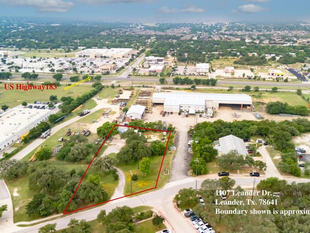 1107 Leander Dr