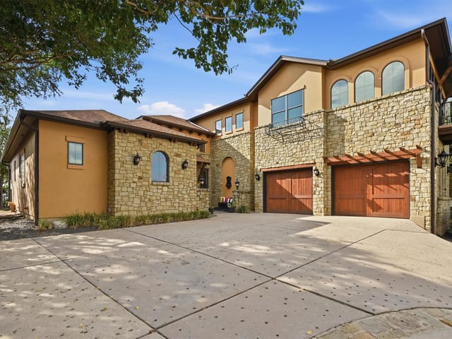 1107 NW Big Bill CT