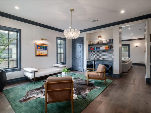 1107 Woodland Ave