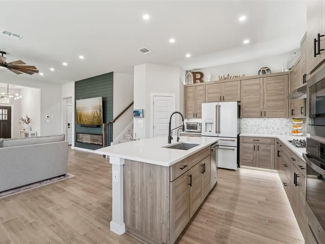 1108 Sweetspire ST