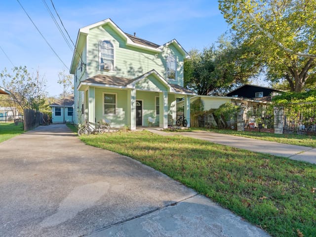 1109 Ebert Ave Unit #A & B