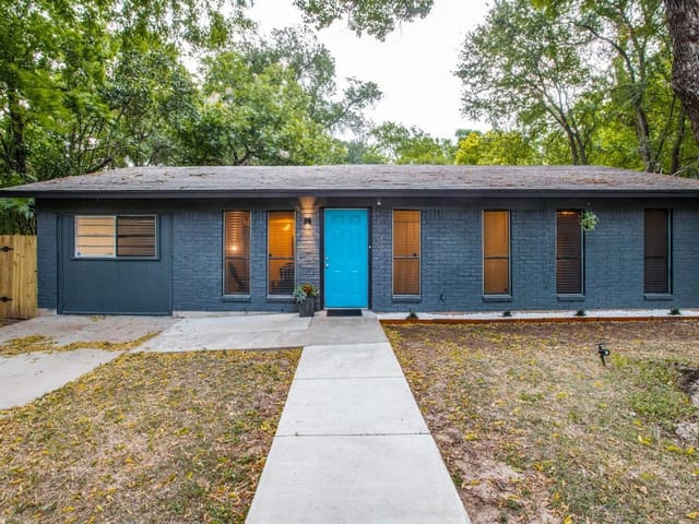 1109 Gardner CV