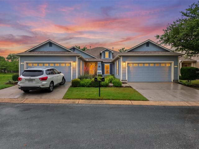 111 Hampton Cir