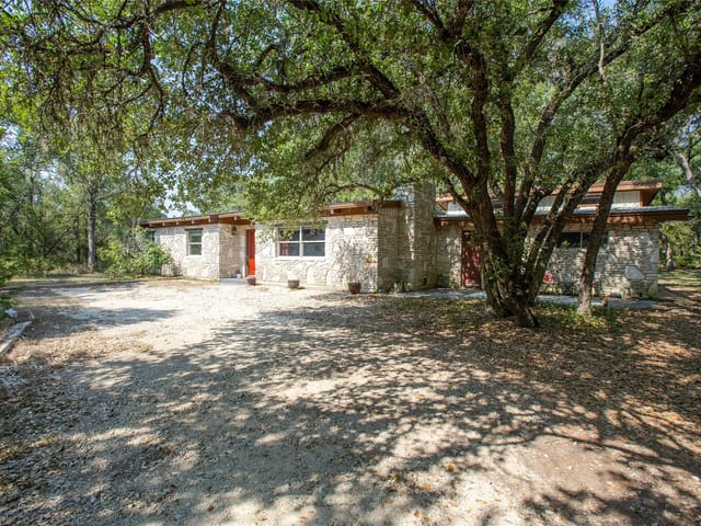 111 Merrywood LN