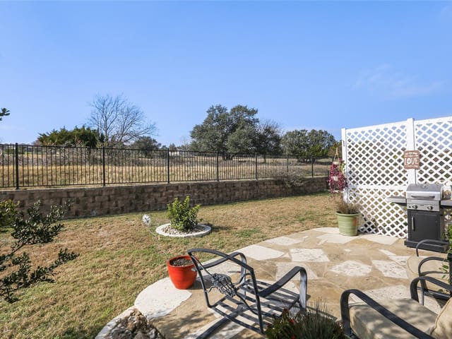 111 Monument Hill Trl