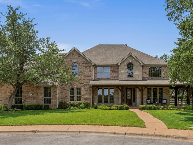 111 Sand Hills CV