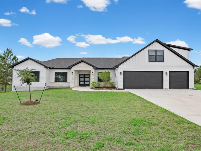 111 Tall Forest DR