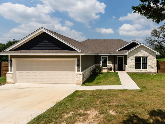 1110 County Road 1045