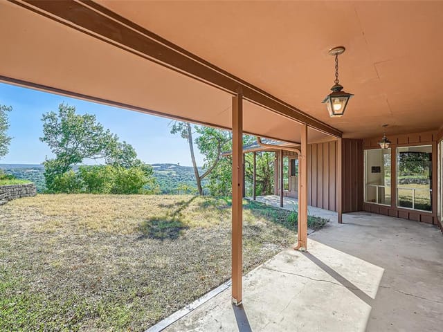 1110 Falcon Ledge DR