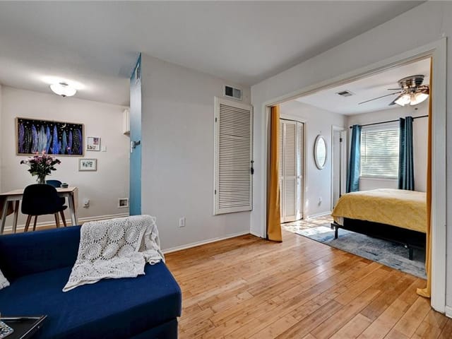 1110 W 22nd St Unit #2