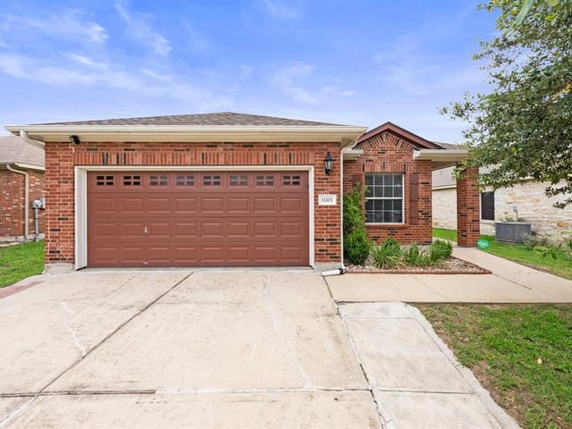 11101 Liberty Farms DR