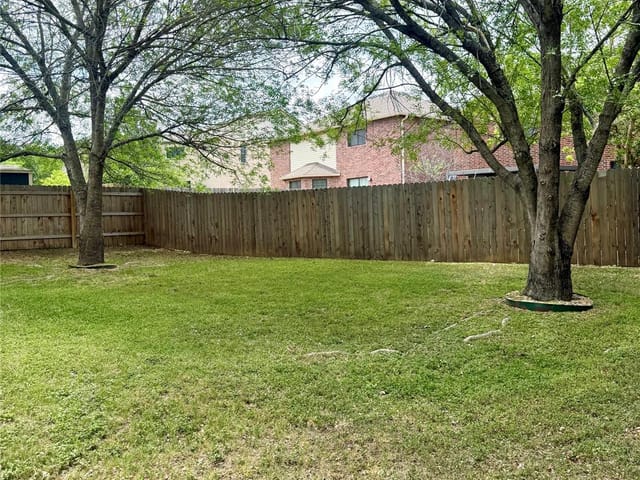 11104 Chatam Berry LN