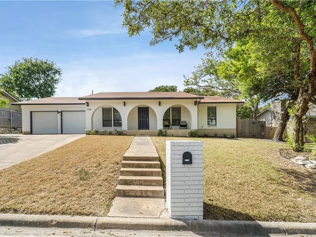 11108 Terrace Bluff Dr