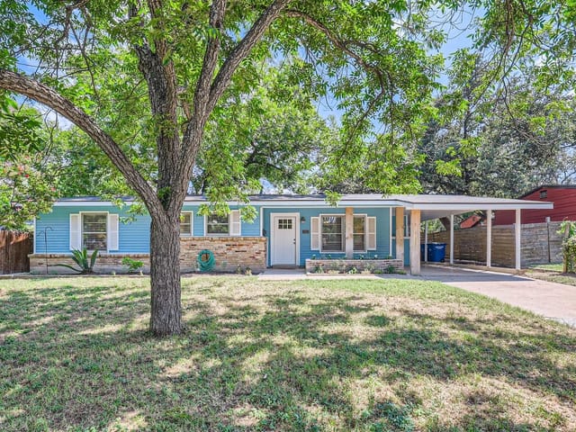 1111 Fieldcrest Dr