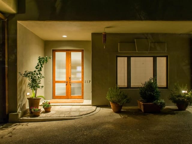 1111 W 12th ST Unit #117