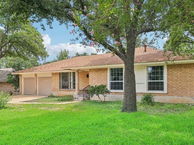 11110 Alhambra Dr