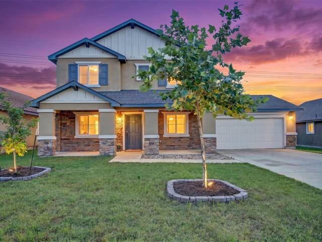 11116 Mickelson DR