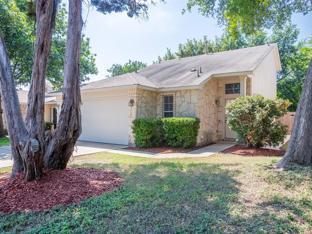 11118 Jim Thorpe Ln