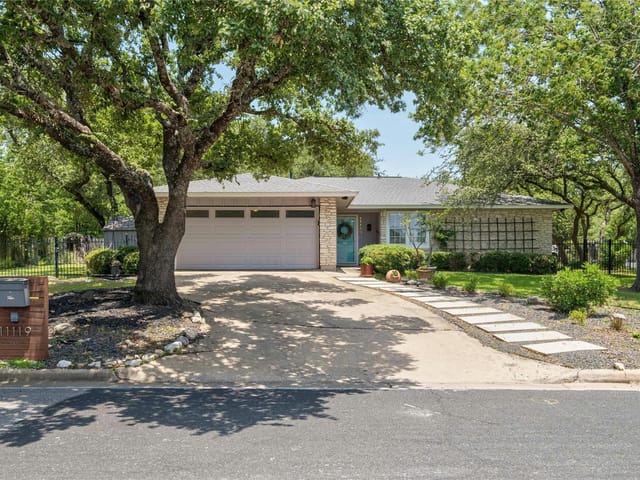 11119 Henge Dr