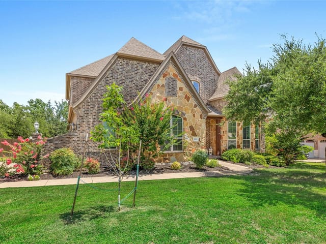 1112 Grassy Field Rd