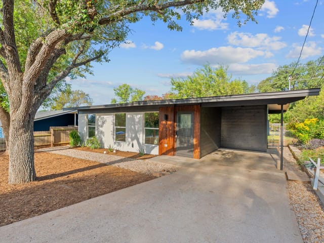1112 Mason Ave