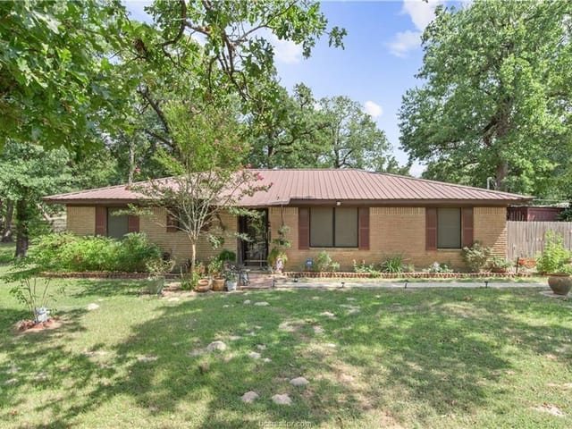 11121 Spring Oaks DR