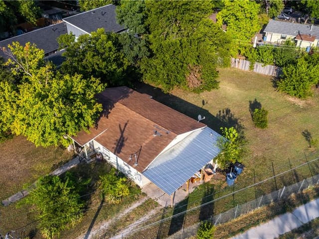 1113 Mark St