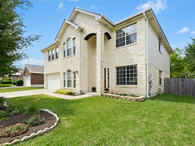 1113  Red Ranch Cir