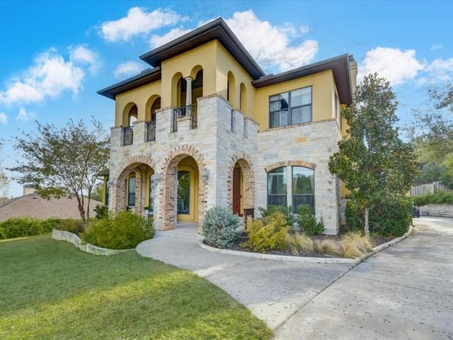 1113 Sledge Dr