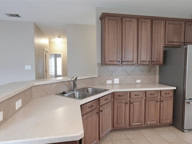 1114  Boxwood Loop