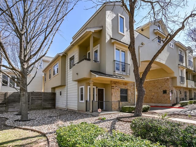 1115 Kinney Ave Unit #1