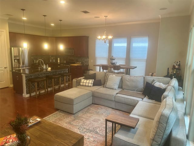 1115 Kinney Ave Unit #44
