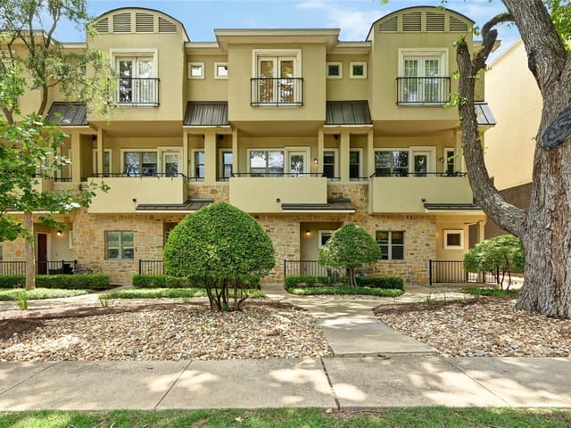 1115 Kinney Ave Unit #6