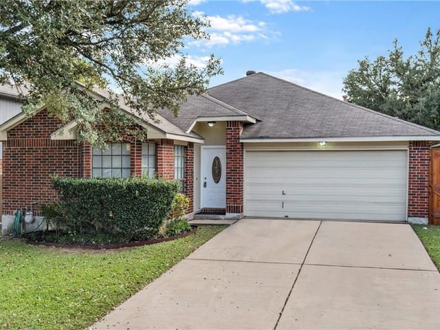 1115 Weatherford Dr