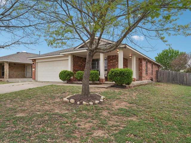 1115 Whitley Dr