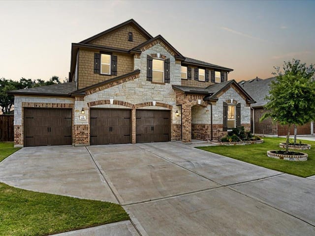 1116 Sampley LN