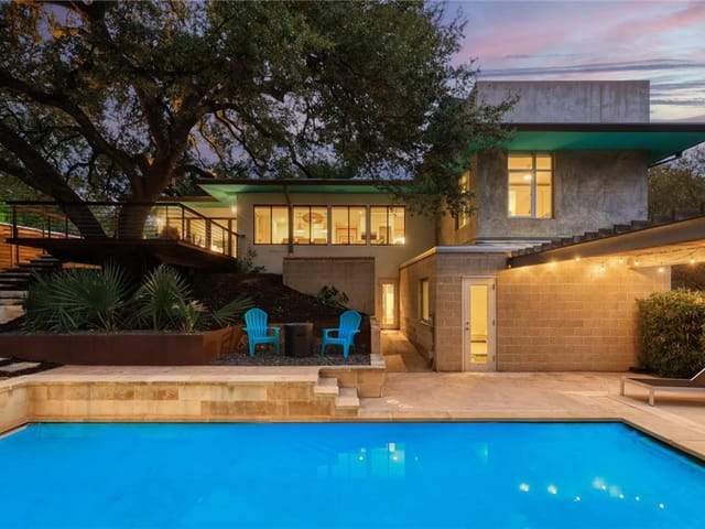 1117 Gillespie PL