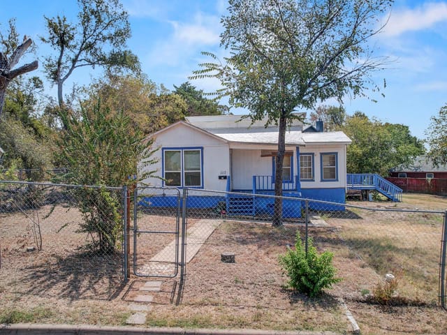 View 1117 Mansell Ave 1117 Mansell Ave, photo 1 of 6, Austin, TX
