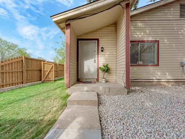 1117 W Rundberg Ln Unit #A&B