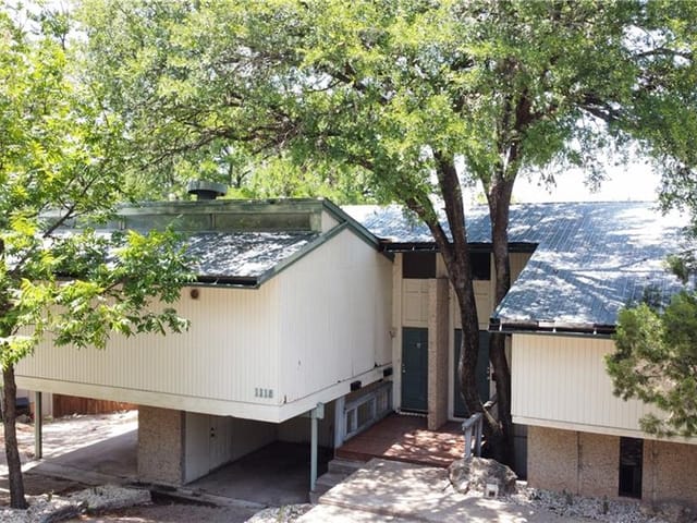 1118 Azie Morton RD