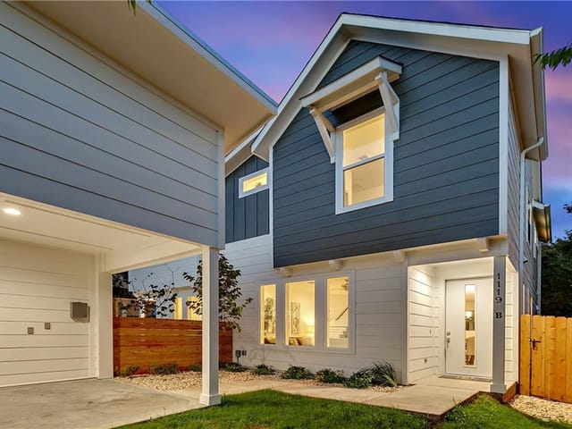1119-B Estes Ave