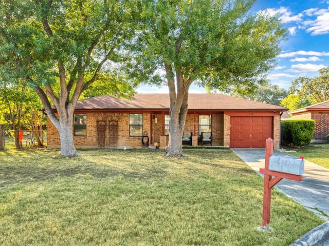112  Bramblewood Cir