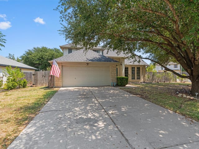 112 Dogwood DR