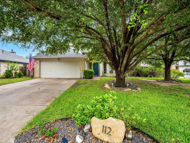112 Dogwood DR