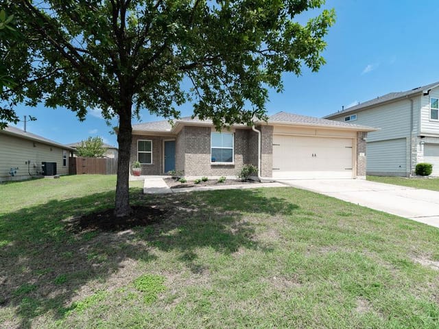 112 Hawkins CT